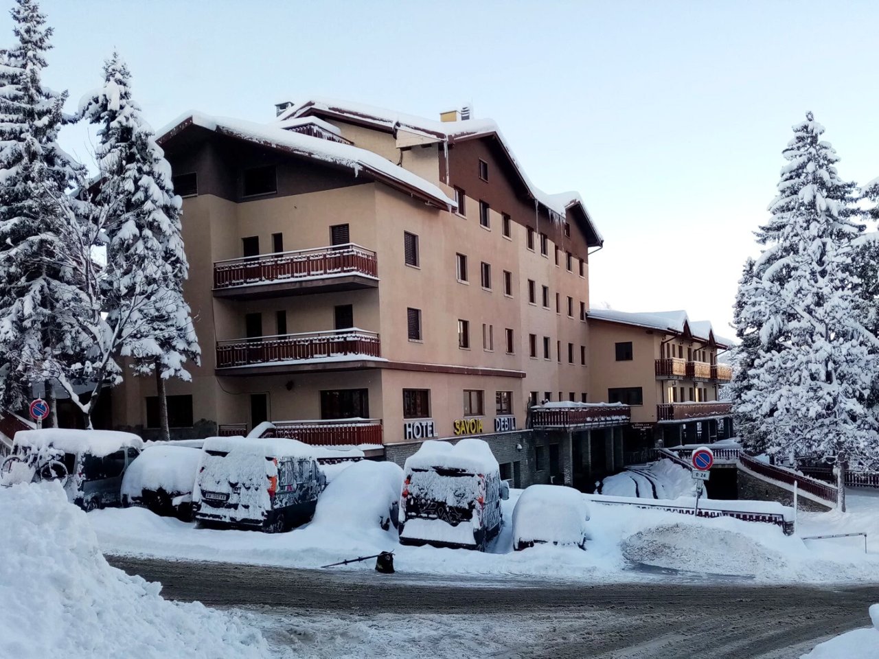 Hotel Savoia Debili